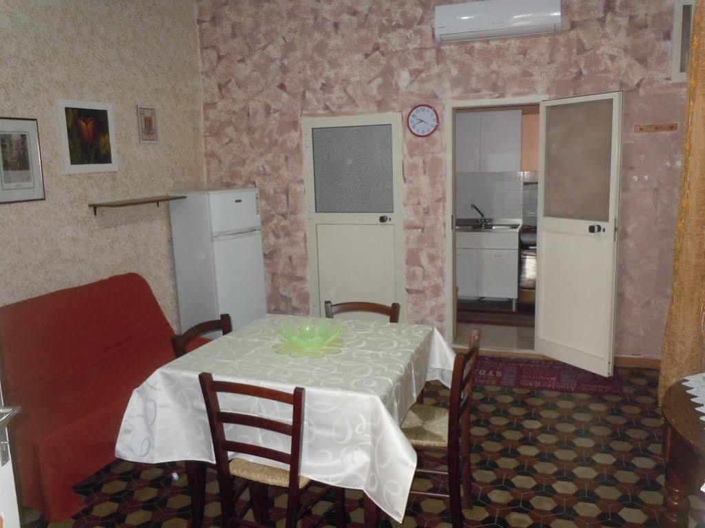 Appartamenti Piazza Vittorio Trapani Eksteriør billede