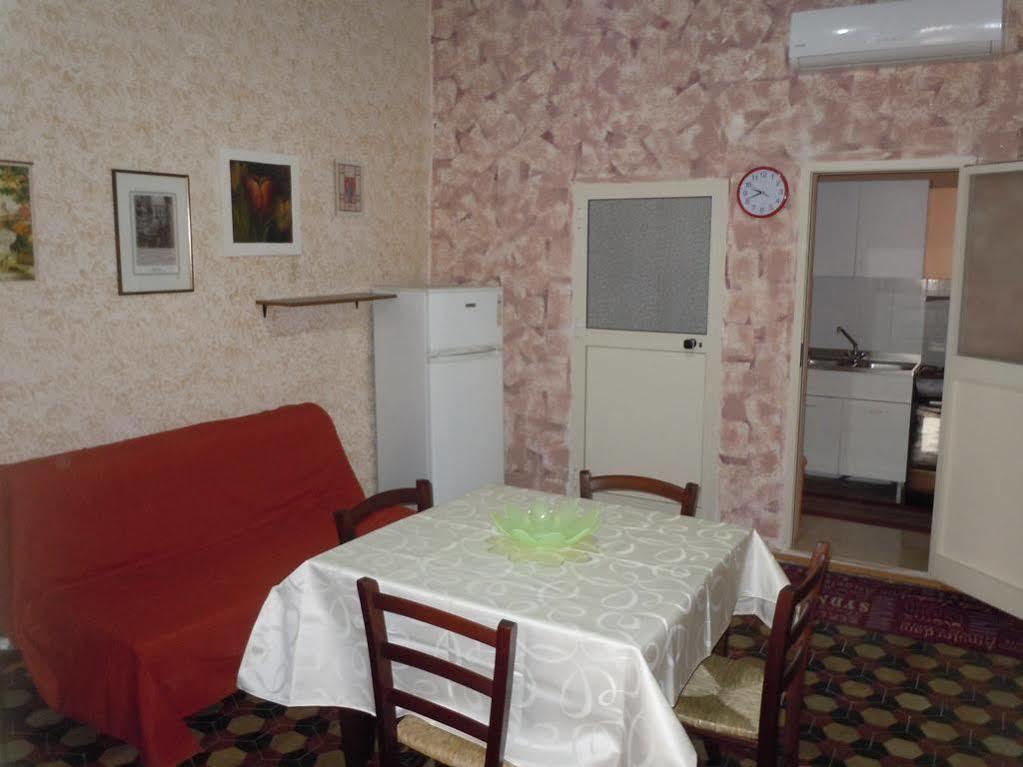 Appartamenti Piazza Vittorio Trapani Eksteriør billede